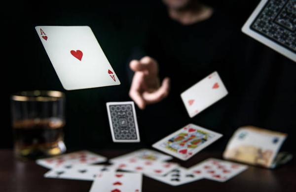Online Casinos in UAE: What Should You Know About Game Libraries?